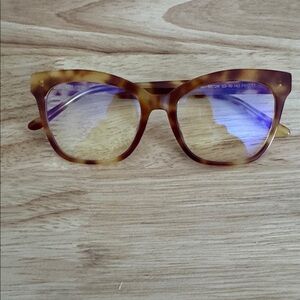 DIFF Eyewear Winston Tortoise Blue Light Technology Glasses EUC 👓 💻